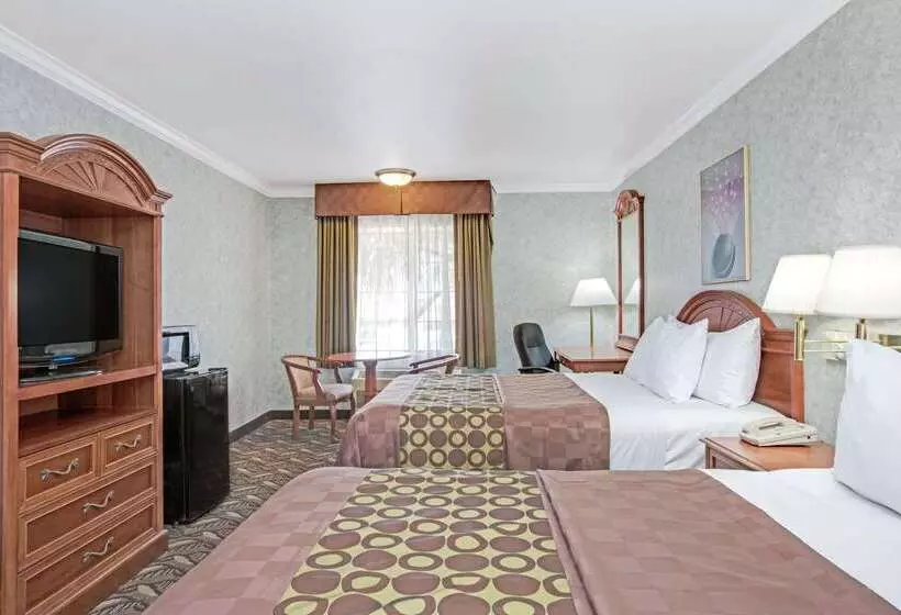 酒店 Days Inn By Wyndham Los Angeles Lax/ Redondo&manhattanbeach