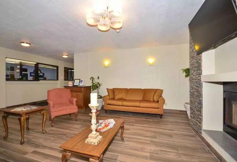 فندق Days Inn By Wyndham Southern Hills/oru