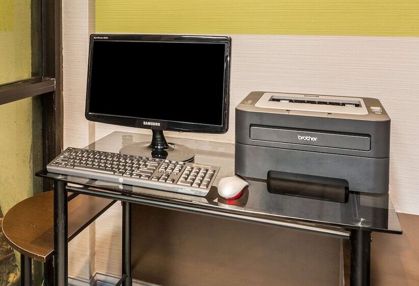 Otel Days Inn By Wyndham Virginia Beach At The Beach