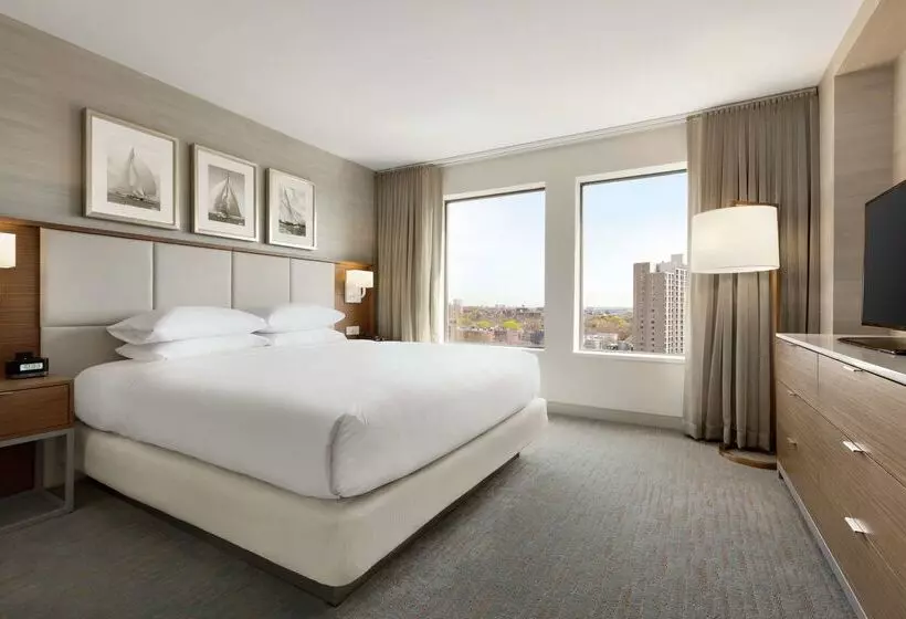 Doubletree Suites By Hilton Hotel Boston   Cambridge