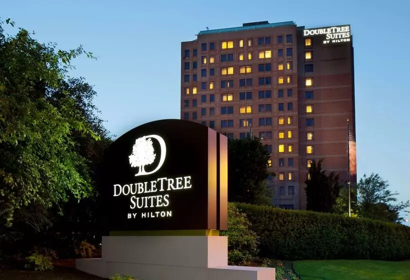 Doubletree Suites By Hilton Hotel Boston   Cambridge