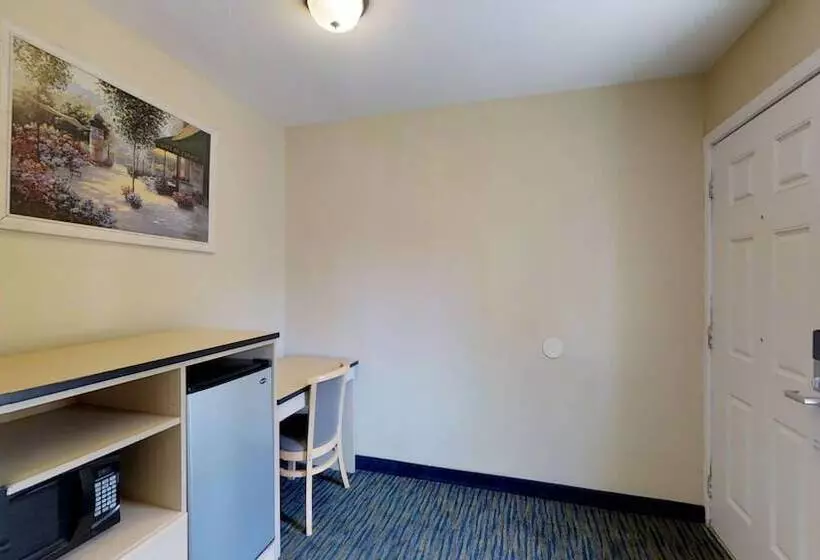 Отель Napa Discovery Inn