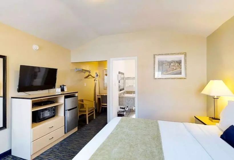 Отель Napa Discovery Inn