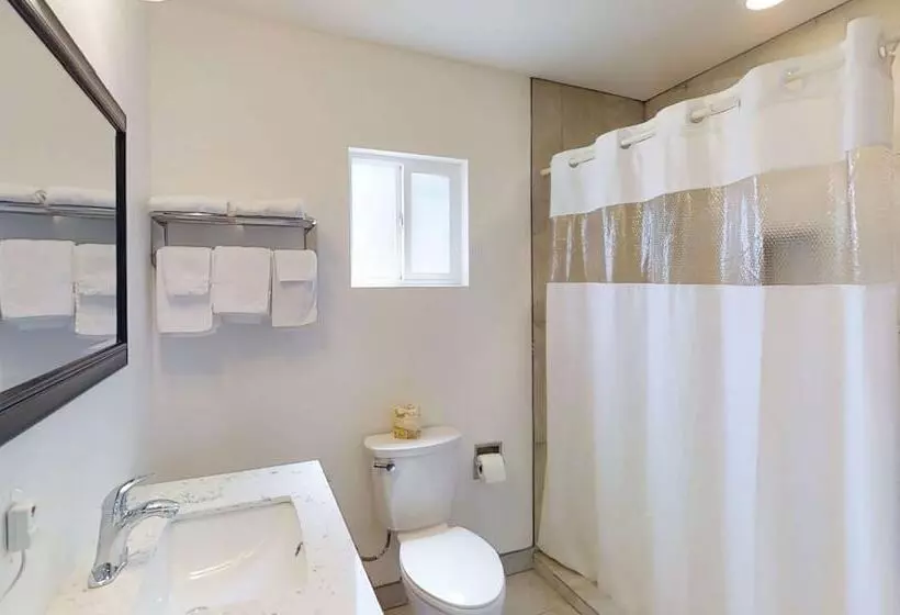 Отель Napa Discovery Inn