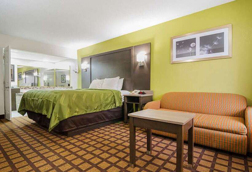 فندق Quality Inn Raeford