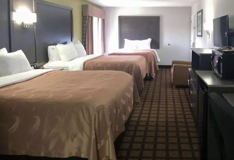 호텔 Quality Inn Raeford