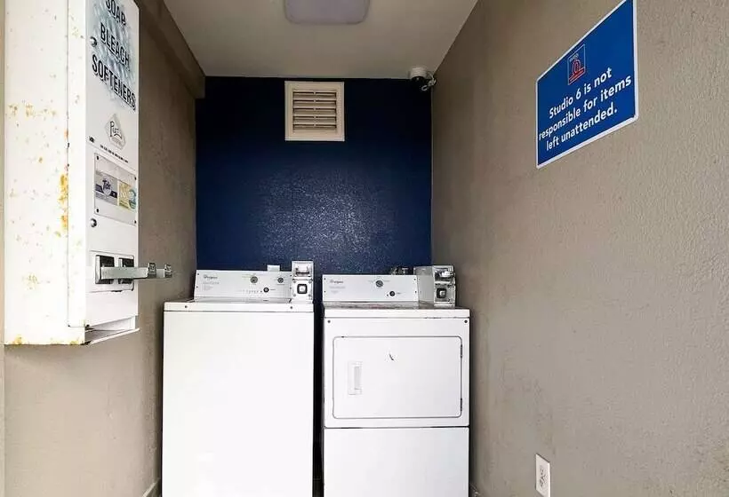 호텔 Blue Wave Inn