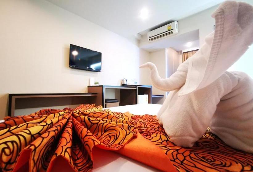 호텔 Hfive Suvarnabhumi