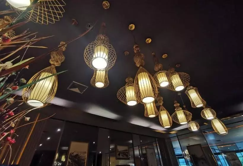 هتل Hfive Suvarnabhumi