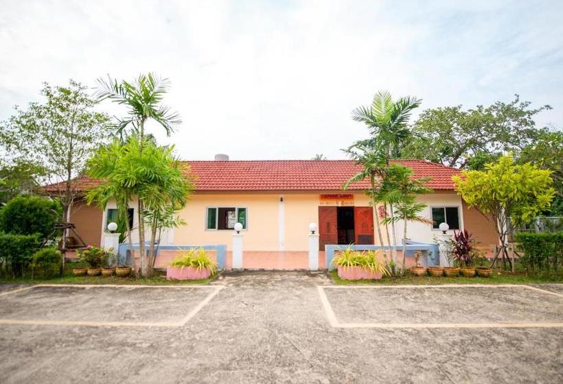 فندق B Banana Resort