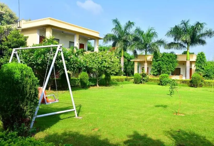 Hotelli Motibagh Resort