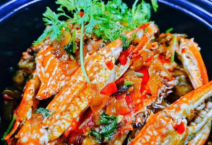 هتل Tan Son Nhat Con Dao Resort