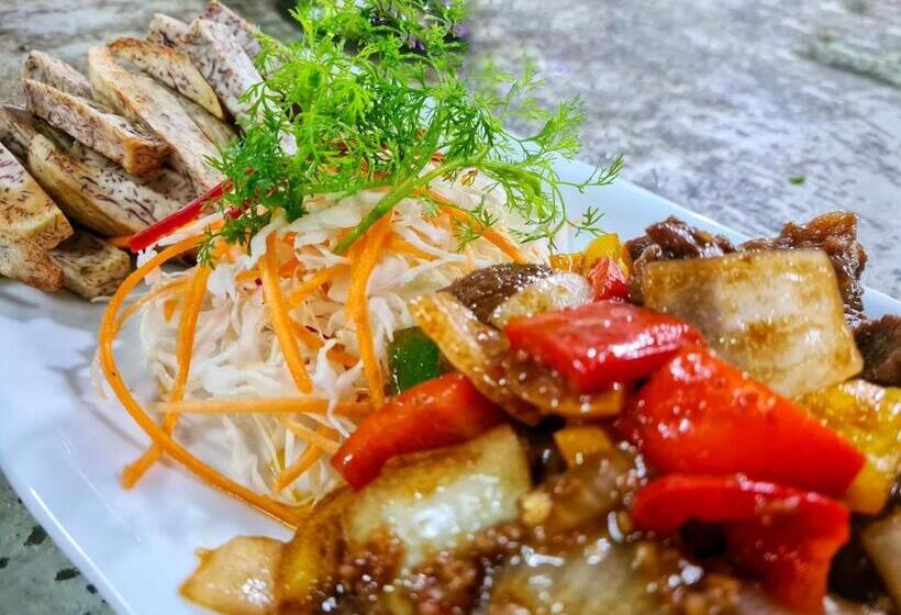 هتل Tan Son Nhat Con Dao Resort