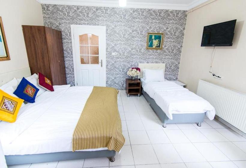 Hotel White Palace Apart  Old City