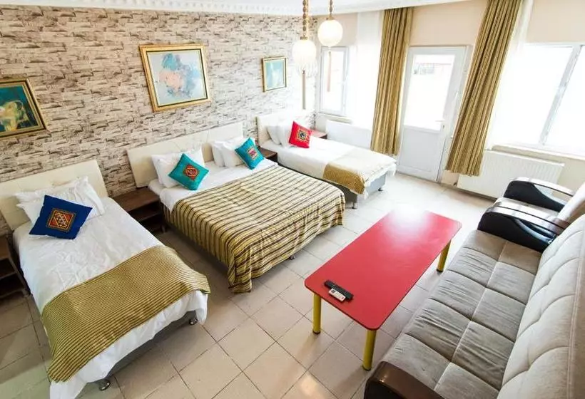 Hotel White Palace Apart  Old City