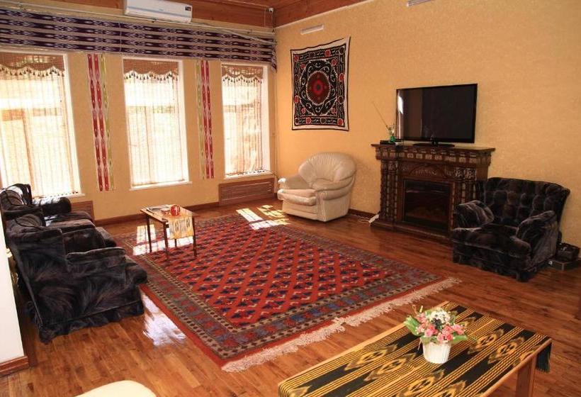 Yellow Hostel Dushanbe