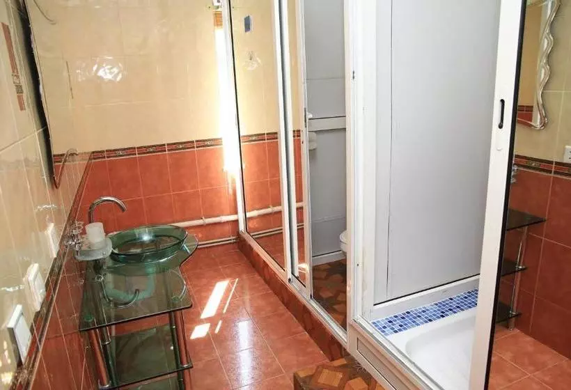 Yellow Hostel Dushanbe