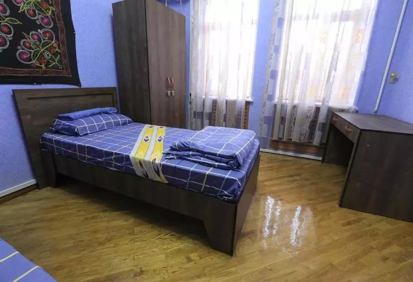 Yellow Hostel Dushanbe