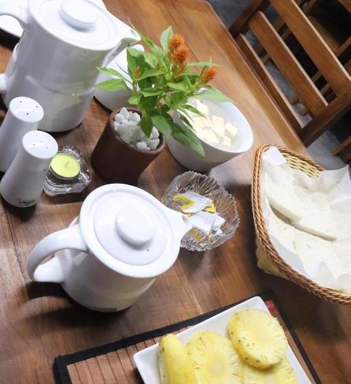 پانسیون Ryan Residence & Restaurant