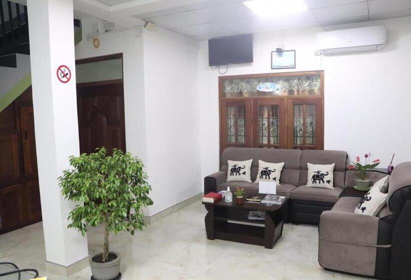 پانسیون Ryan Residence & Restaurant