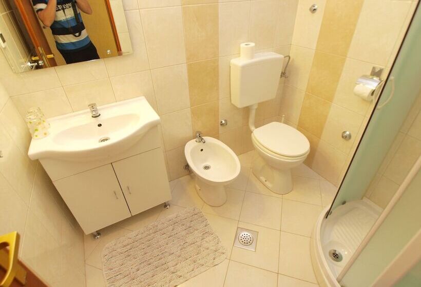 Apartments Romano 1099