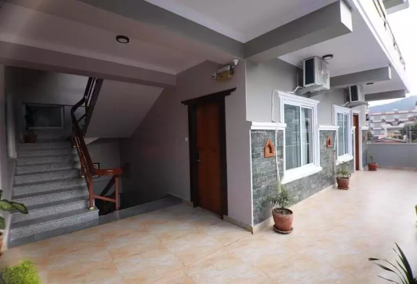 هتل Eco Tree Pvt. Ltd