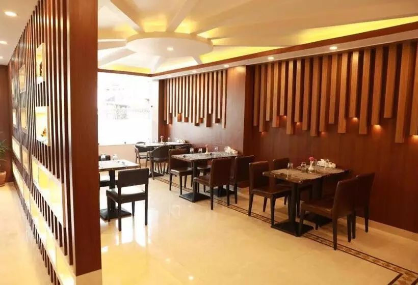 هتل Eco Tree Pvt. Ltd