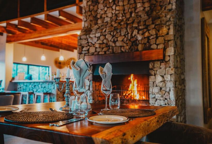 בית מלון כפרי Barefoot Addo Elephant Lodge