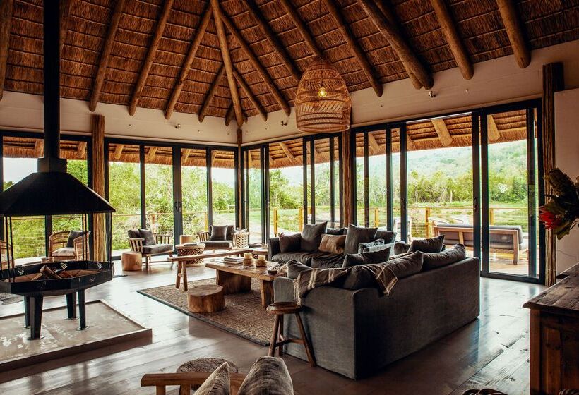 בית מלון כפרי Barefoot Addo Elephant Lodge