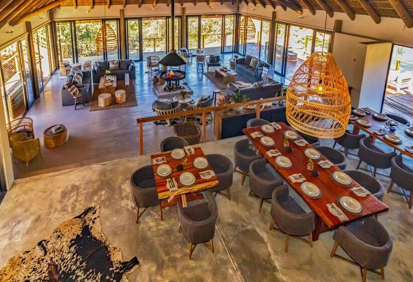 בית מלון כפרי Barefoot Addo Elephant Lodge