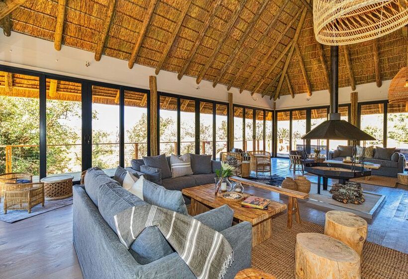 בית מלון כפרי Barefoot Addo Elephant Lodge