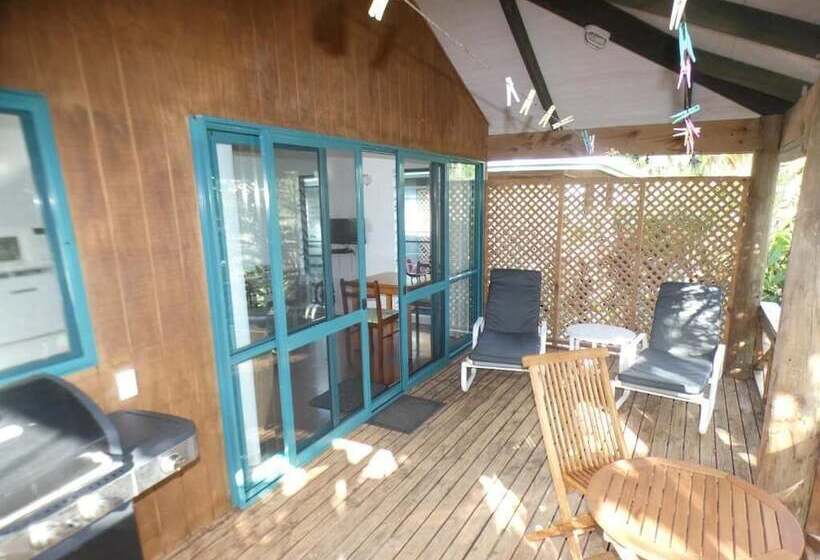 پانسیون Aroa Kainga Bungalows And Apartment