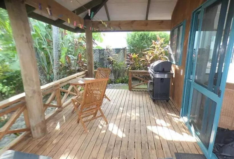 پانسیون Aroa Kainga Bungalows