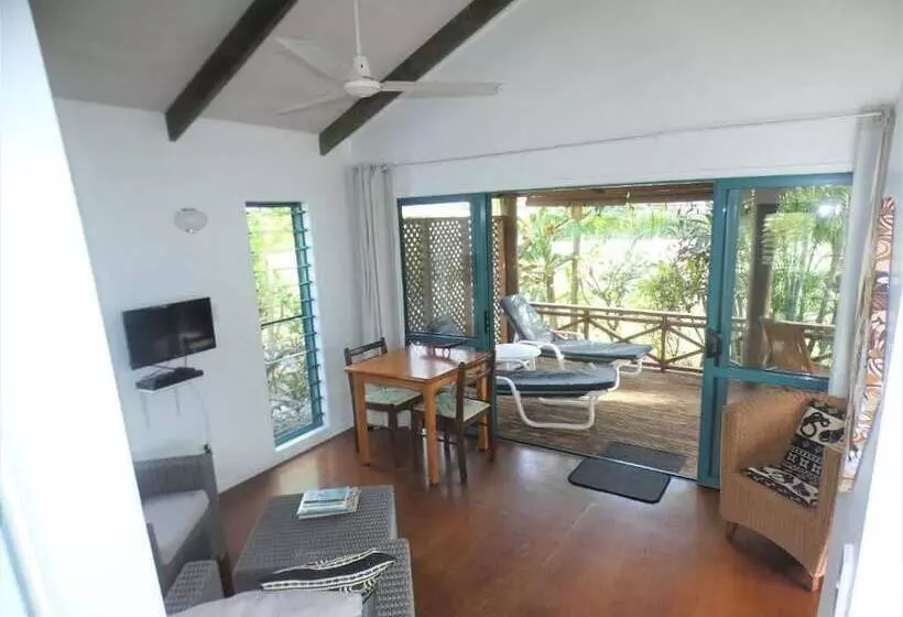 پانسیون Aroa Kainga Bungalows