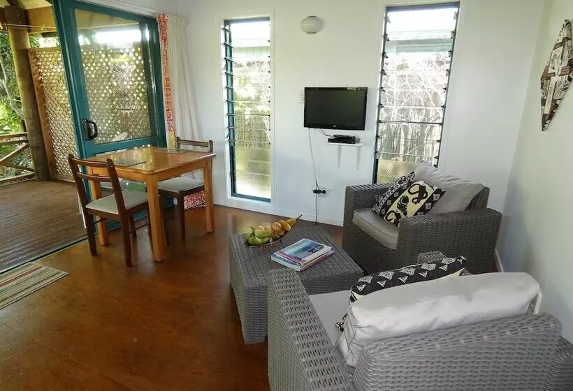 پانسیون Aroa Kainga Bungalows