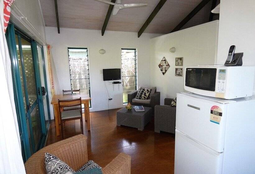 پانسیون Aroa Kainga Bungalows And Apartment