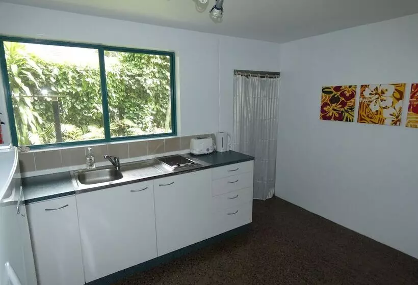 پانسیون Aroa Kainga Bungalows