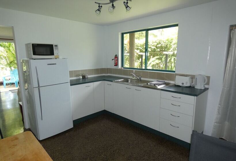 پانسیون Aroa Kainga Bungalows And Apartment