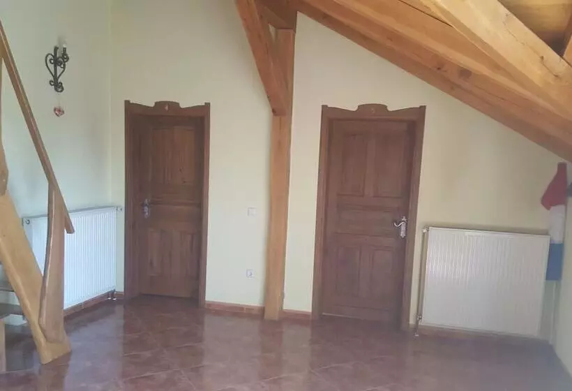 Majatalo Guesthouse Tonkic