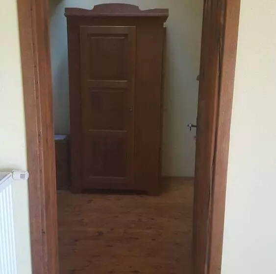 Majatalo Guesthouse Tonkic