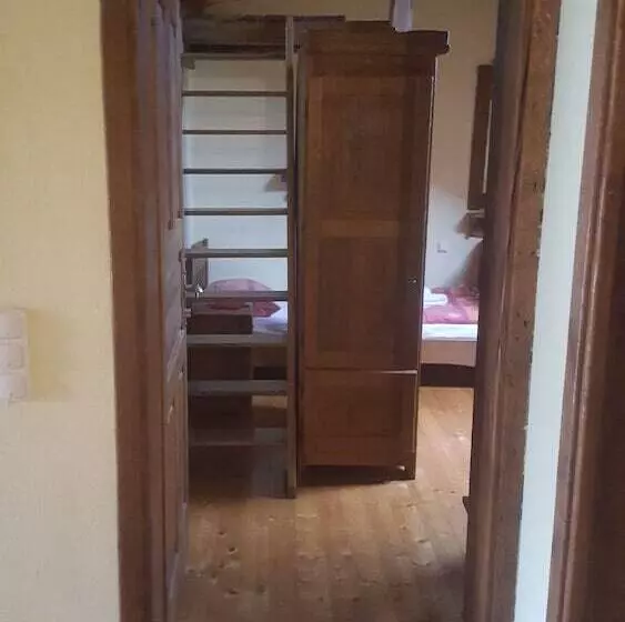 Majatalo Guesthouse Tonkic