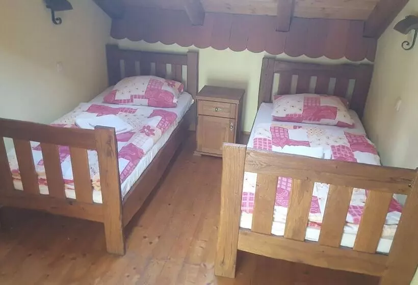 Majatalo Guesthouse Tonkic