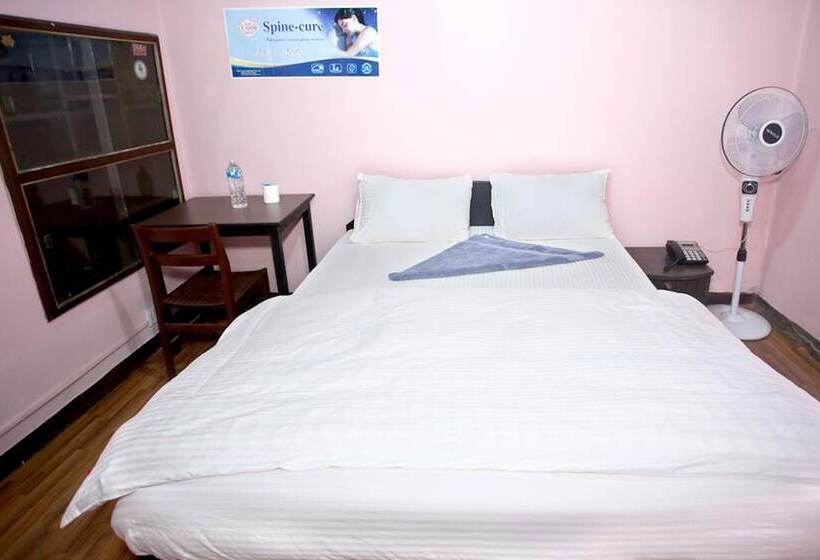 پانسیون Mitra Garden Inn