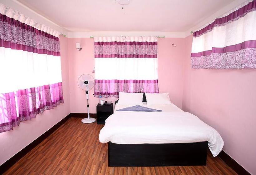 پانسیون Mitra Garden Inn