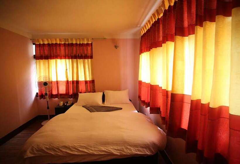 پانسیون Mitra Garden Inn