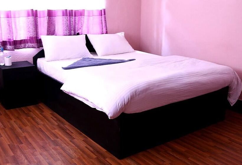 پانسیون Mitra Garden Inn