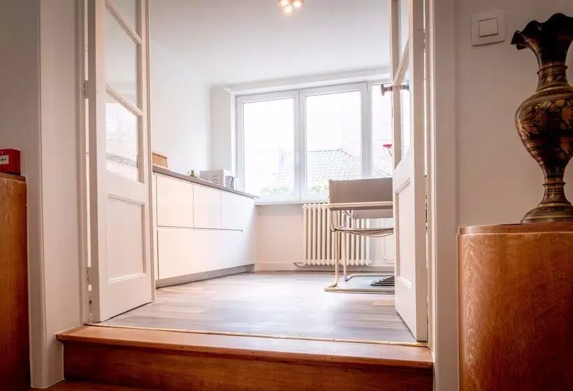 ベッドアンドブレックファースト Quartier Leonard