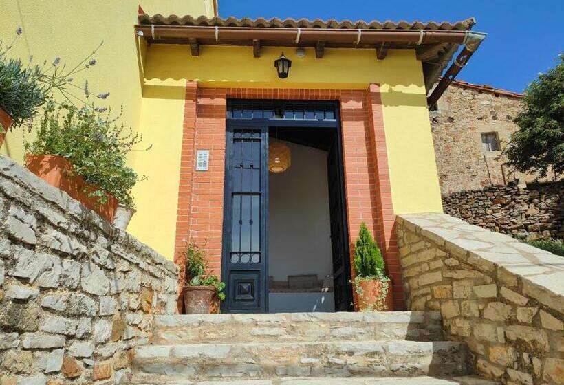 Hostal Mirall Rural