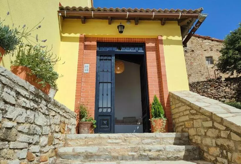 Hostal Mirall Rural