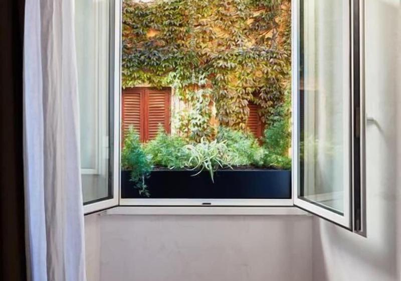 مسافرخانه Naman Hotellerie Margutta